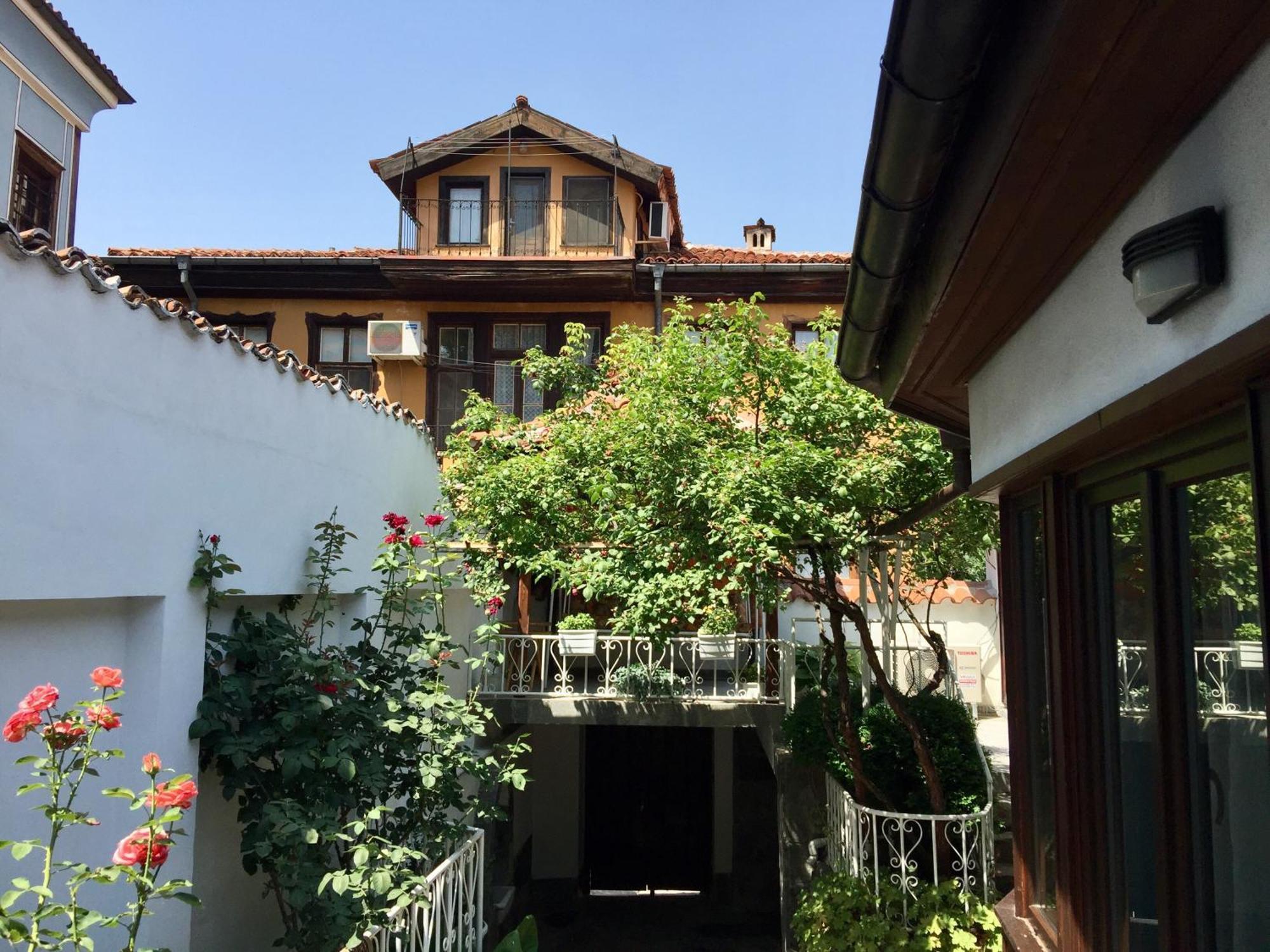 The House With The Piano Hotell Plovdiv Eksteriør bilde